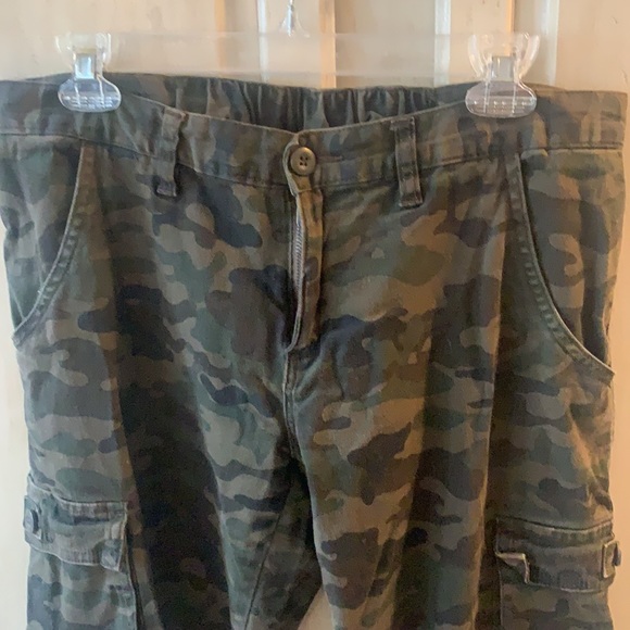Ladies camouflage pants M.A.O. - Picture 2 of 5